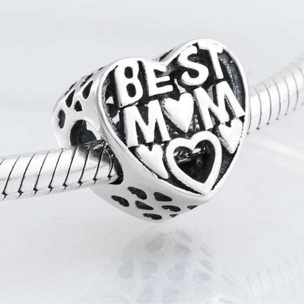 Pandora Best Mom Charm